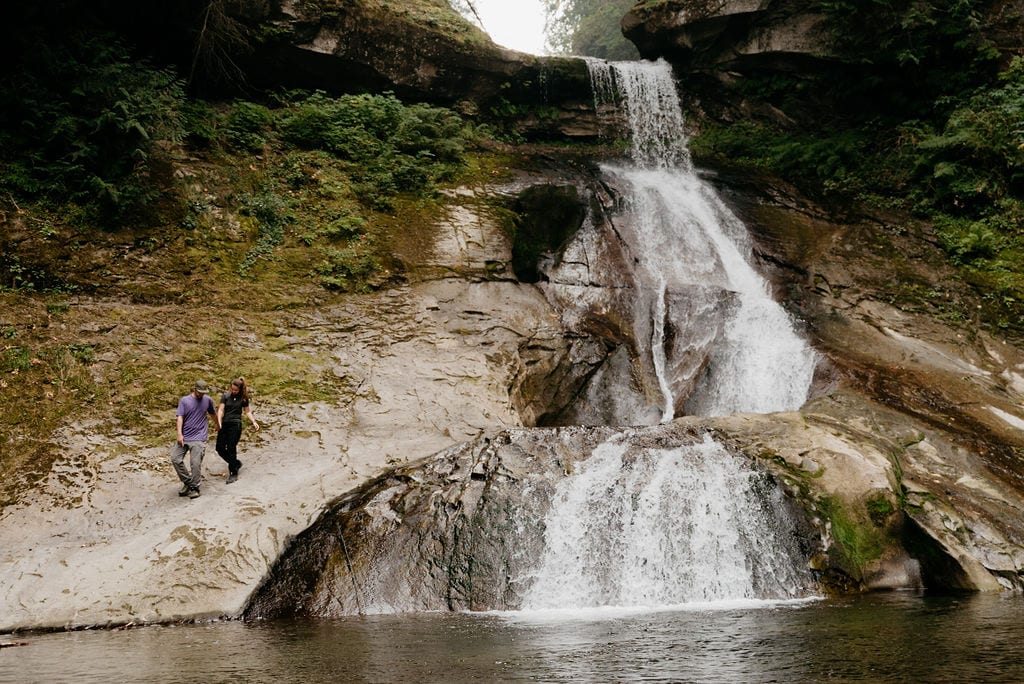 Washington Couple Hikes to Waterfall
