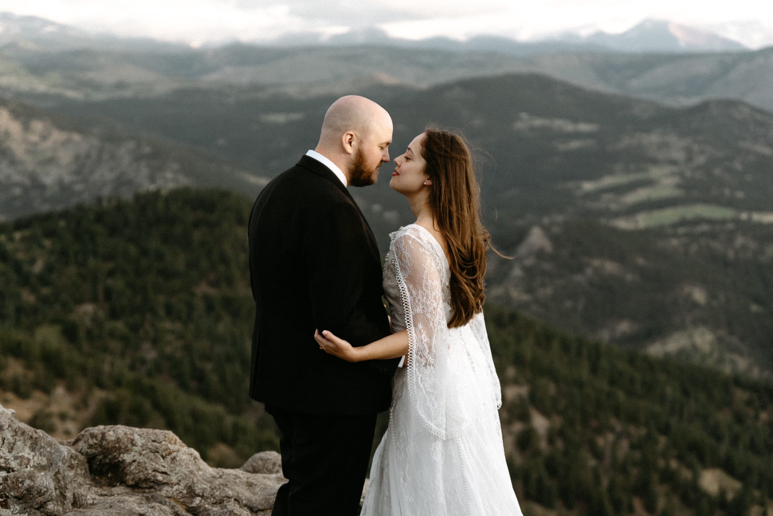Couple Elopes in Boulder Colorado at Lost Gulch