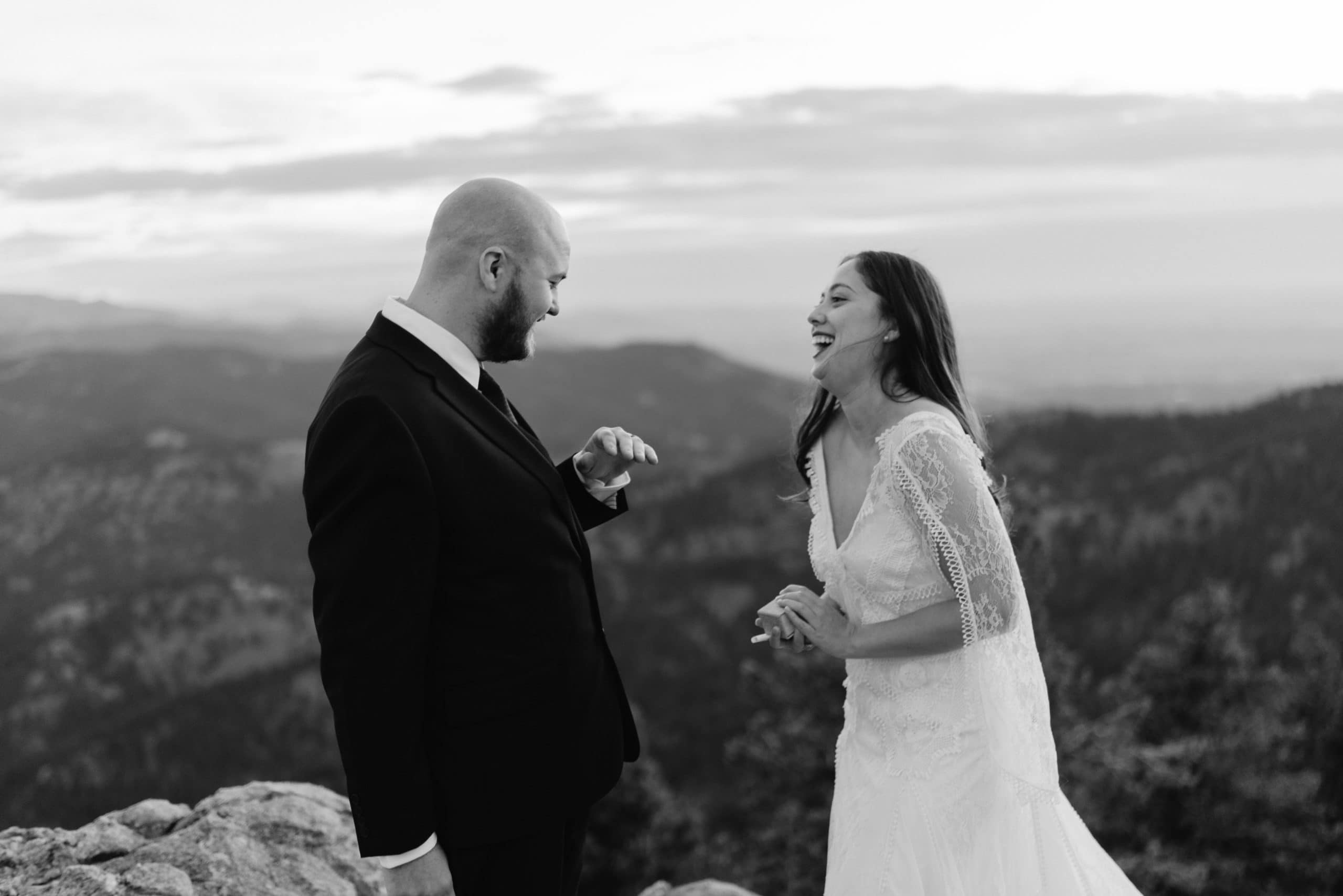 Reading vows at lost gulch overlook