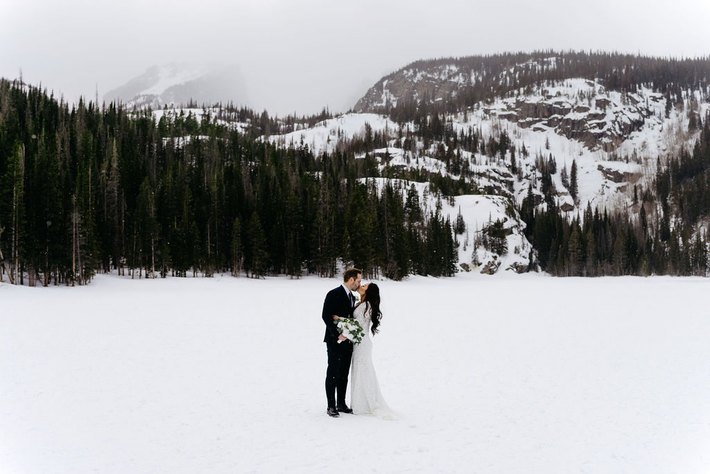 Romantic Frozen Lake Winter Wedding in Colorado