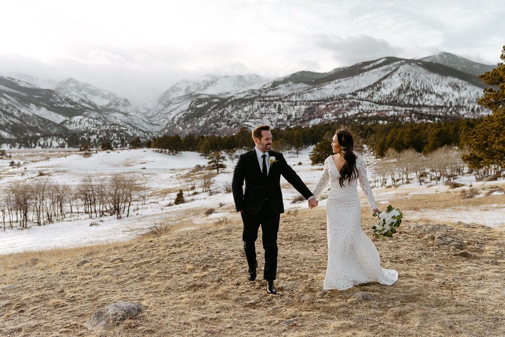 Romantic Wedding Photos in the Rocky Mountains in RMNP