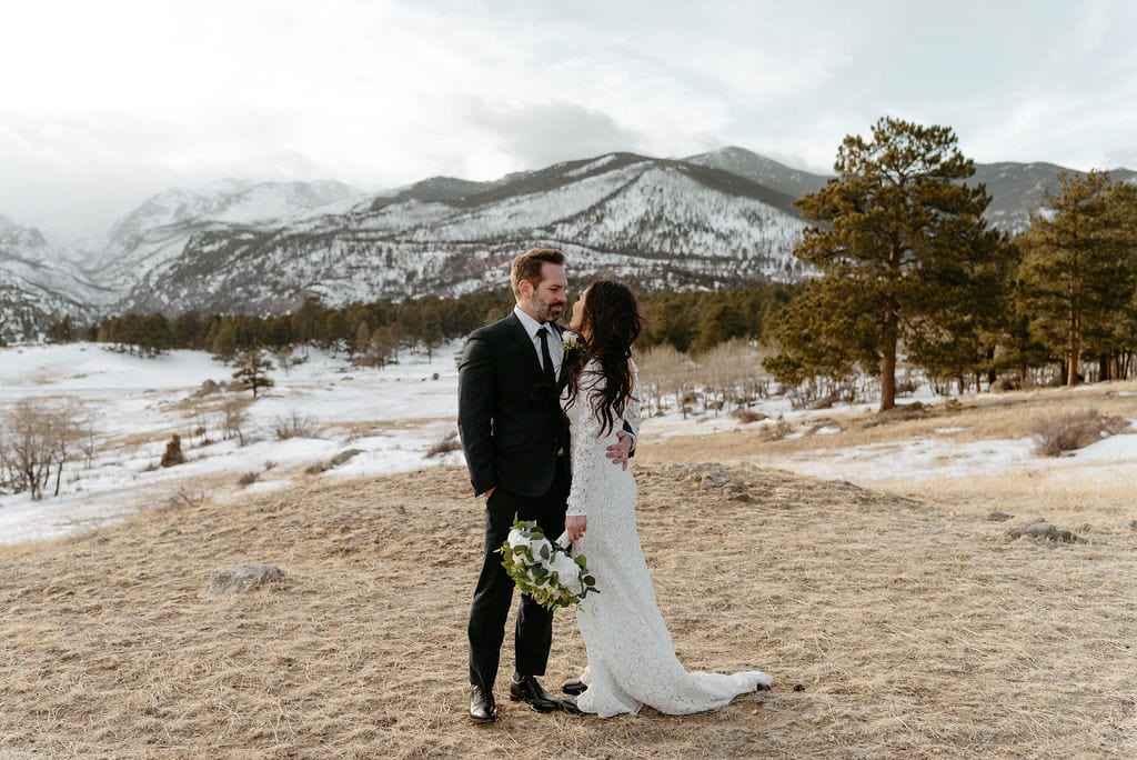 Romantic Wedding Photos in the Rocky Mountains in RMNP