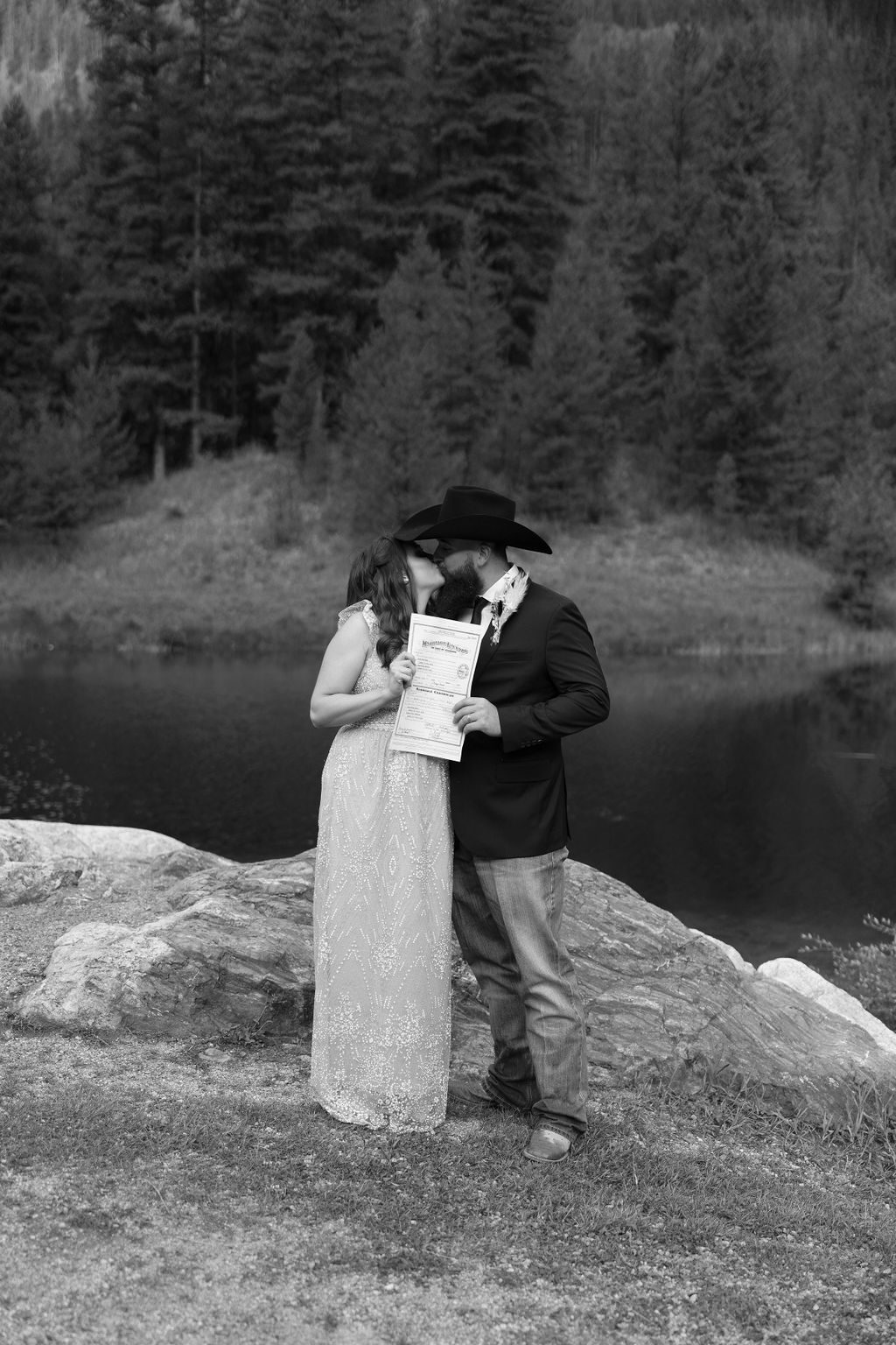 Couple gets married lakeside in the mountains of colorado at officers gulch.