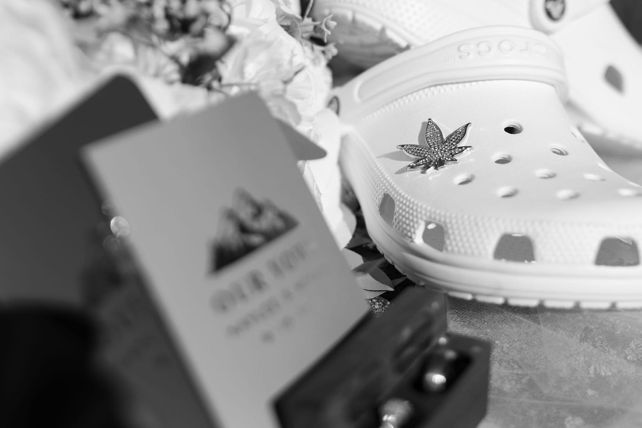 420 friendly colorado wedding details