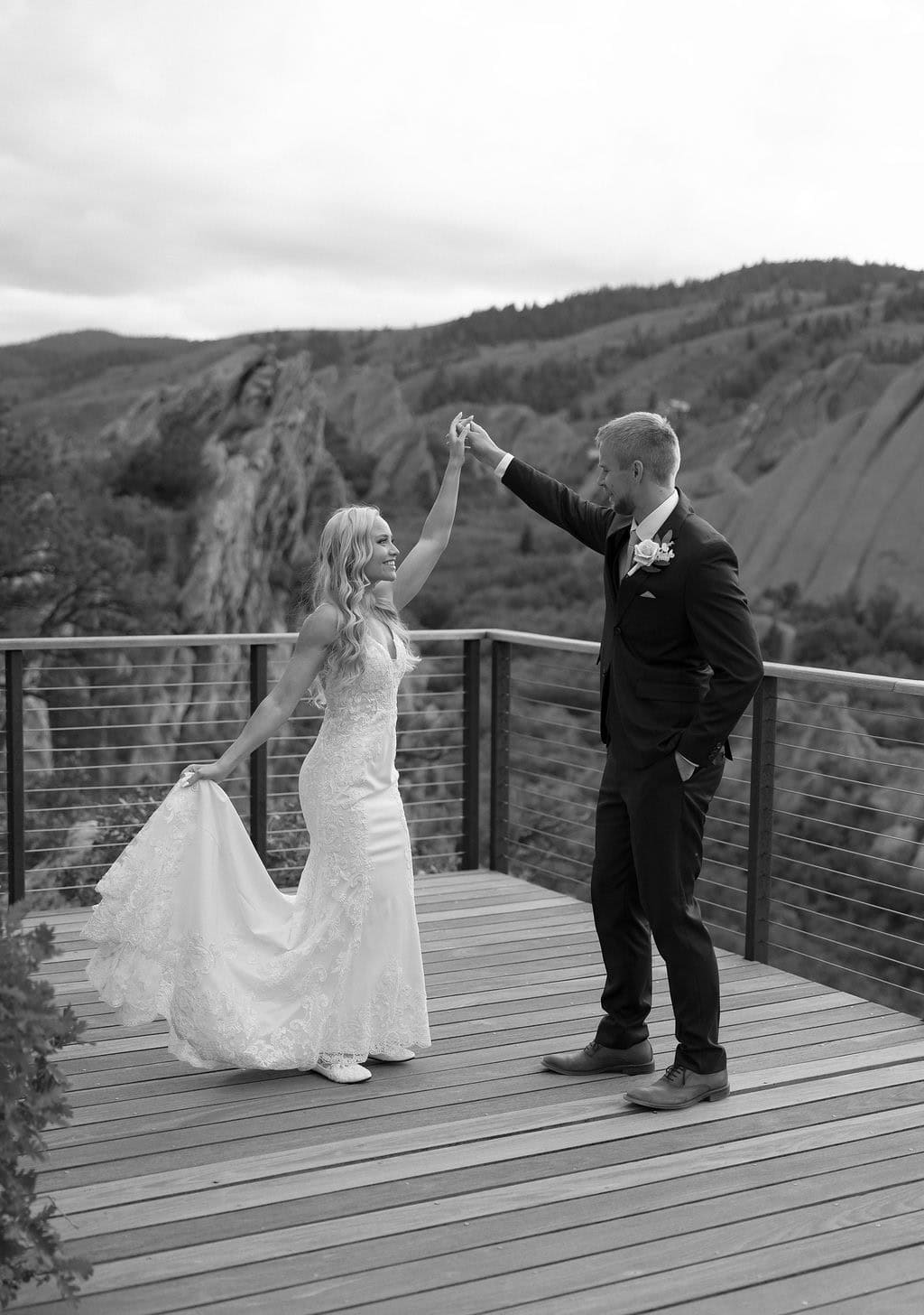 Lyons Overlook at Roxborough State Park wedding