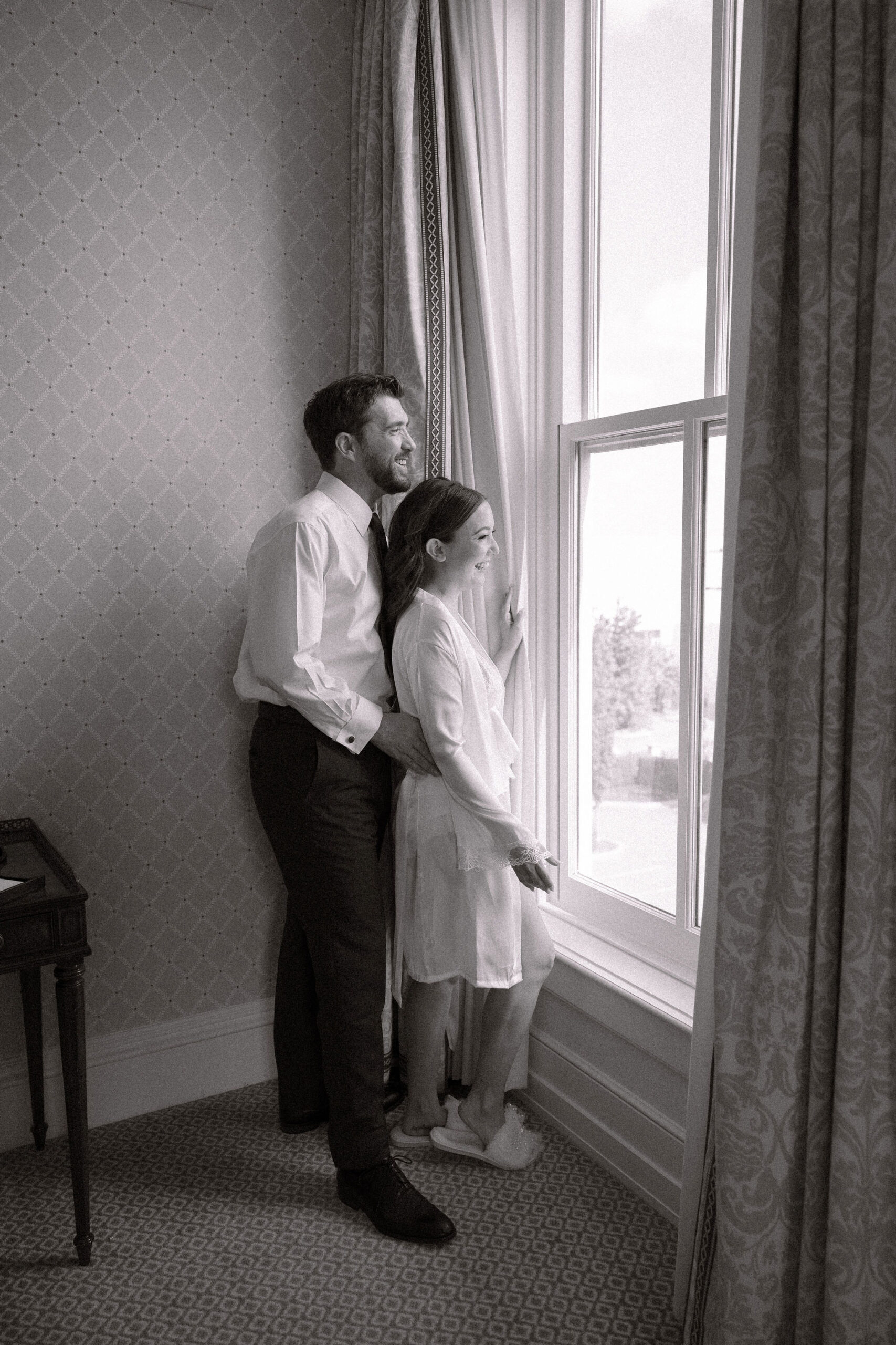 Getting ready photos in the honeymoon suite of the Capital Hotel in Downtown Little Rock