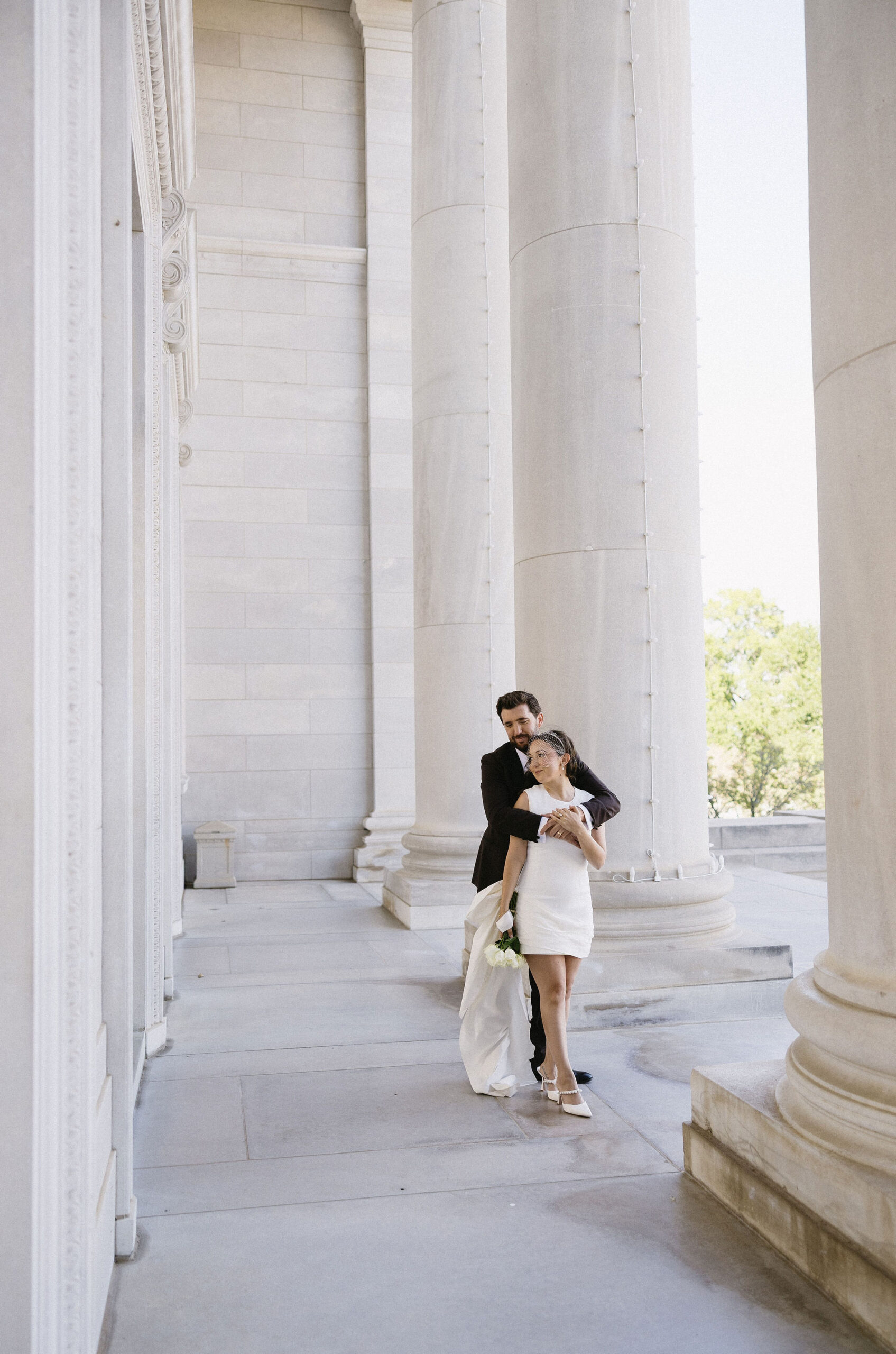 Bride and Groom portraits at the Arkansas State Capitol Building