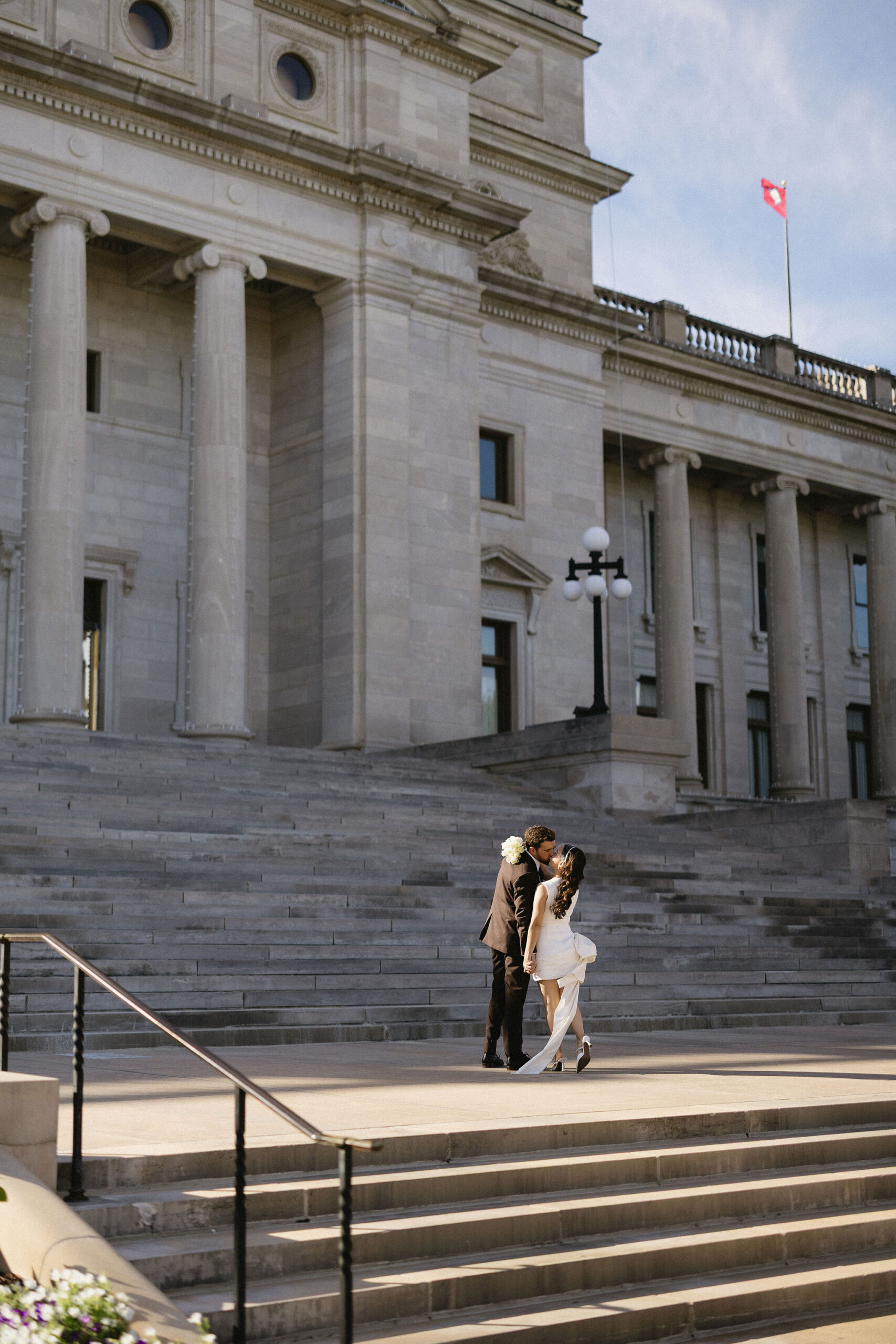 Bride and Groom portraits at the Arkansas State Capitol Building