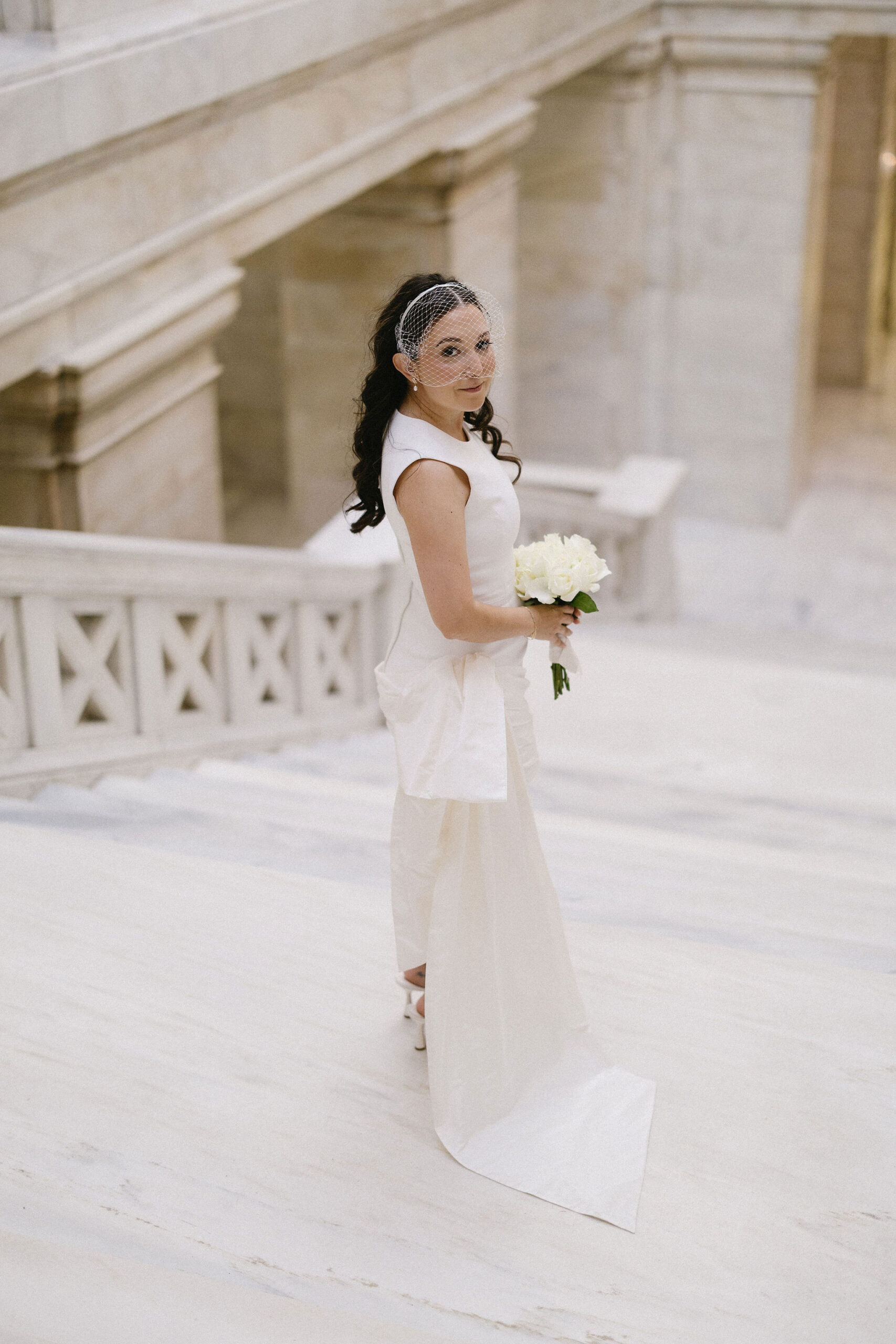 Bride and Groom portraits at the Arkansas State Capitol Building